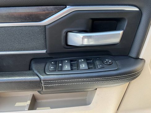 Used 2022 RAM 3500 Big Horn w/ Level C Equiment Group image 32