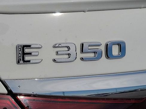 Used 2023 Mercedes-Benz E 350 Sedan image 9
