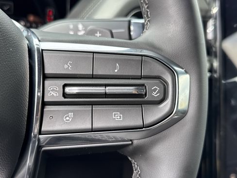 New 2026 GMC Yukon XL Elevation w/ Elevation Premium Package image 20