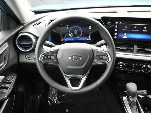 New 2026 Chevrolet Trax LT w/ Driver Confidence Package FWD image 22