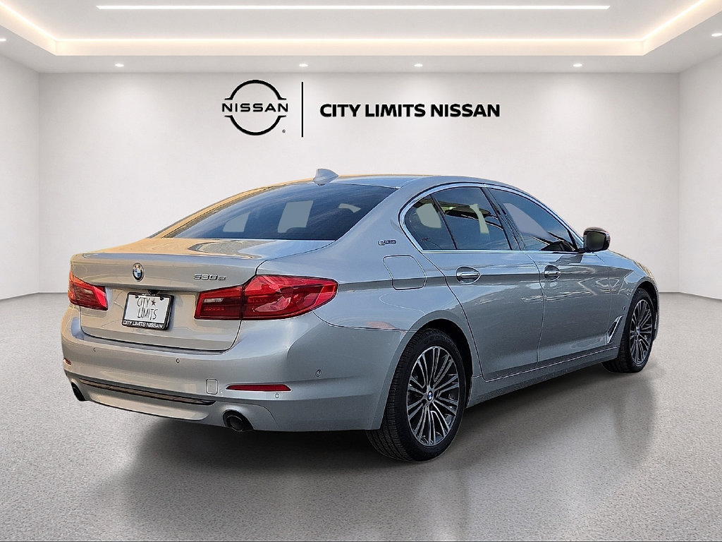 Used 2018 BMW 530e RWD image 5
