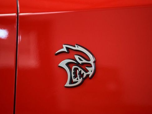 Used 2023 Dodge Challenger SRT Hellcat RWD image 17