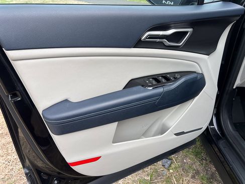 Used 2023 Kia Sportage EX w/ EX Premium Package AWD/4WD image 13