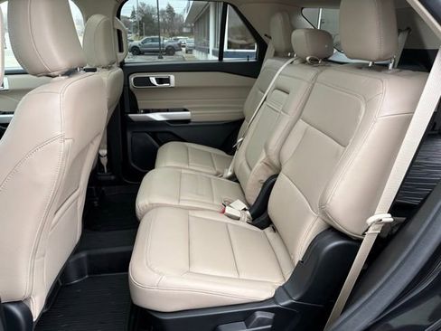 Used 2023 Ford Explorer XLT w/ Equipment Group 202A image 20