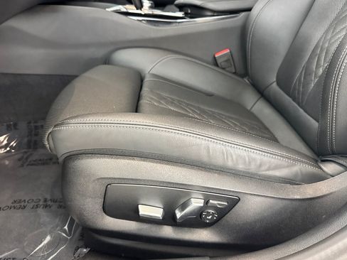 Certified 2023 BMW 530e w/ Convenience Package RWD image 15