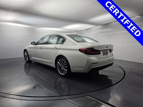 Certified 2023 BMW 530e w/ Premium Package image 8