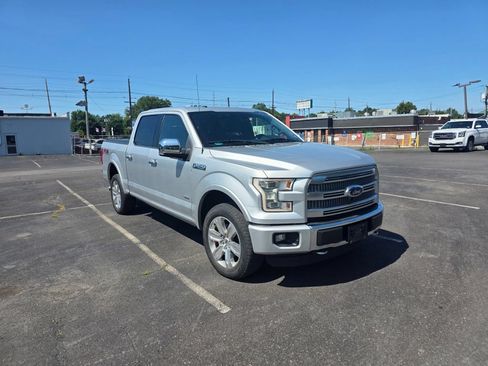 Used 2015 Ford F150 Platinum w/ Equipment Group 701A Luxury AWD/4WD image 1