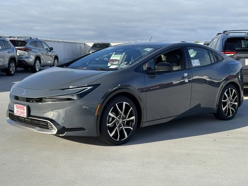 New 2026 Toyota Prius Plug-In Hybrid image 11