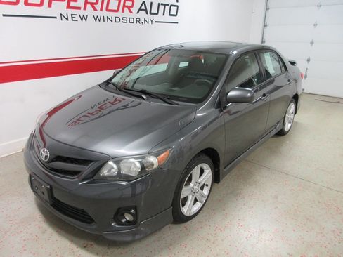 Used 2013 Toyota Corolla S Special Edition image 9