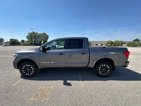 Used 2019 Nissan Titan PRO-4X w/ Pro-4x Utility Package image 11
