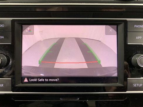 Used 2019 Volkswagen Tiguan S w/ Driver Assistance Package image 15