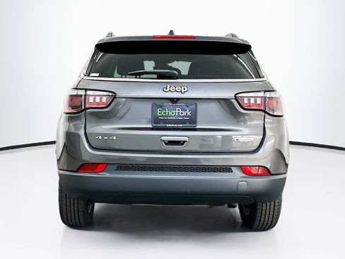 Used 2022 Jeep Compass Latitude w/ Convenience Group image 7