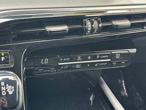 Certified 2023 Toyota Mirai w/ Advanced Technology Package RWD image 23