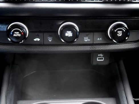 Certified 2023 Honda HR-V Sport image 16