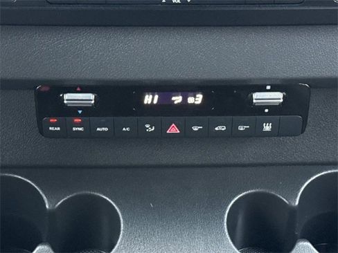 Used 2024 Mercedes-Benz Sprinter 2500 image 15