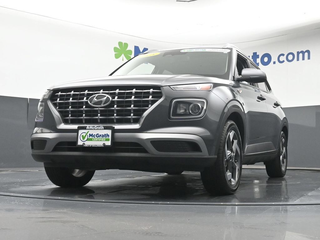 Used 2025 Hyundai Venue SEL FWD image 7