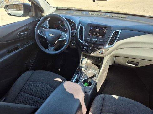 Used 2023 Chevrolet Equinox LT image 12