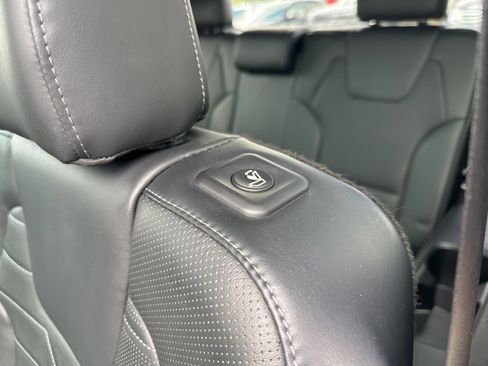 Used 2020 Kia Telluride SX w/ SX Prestige Package AWD/4WD image 25