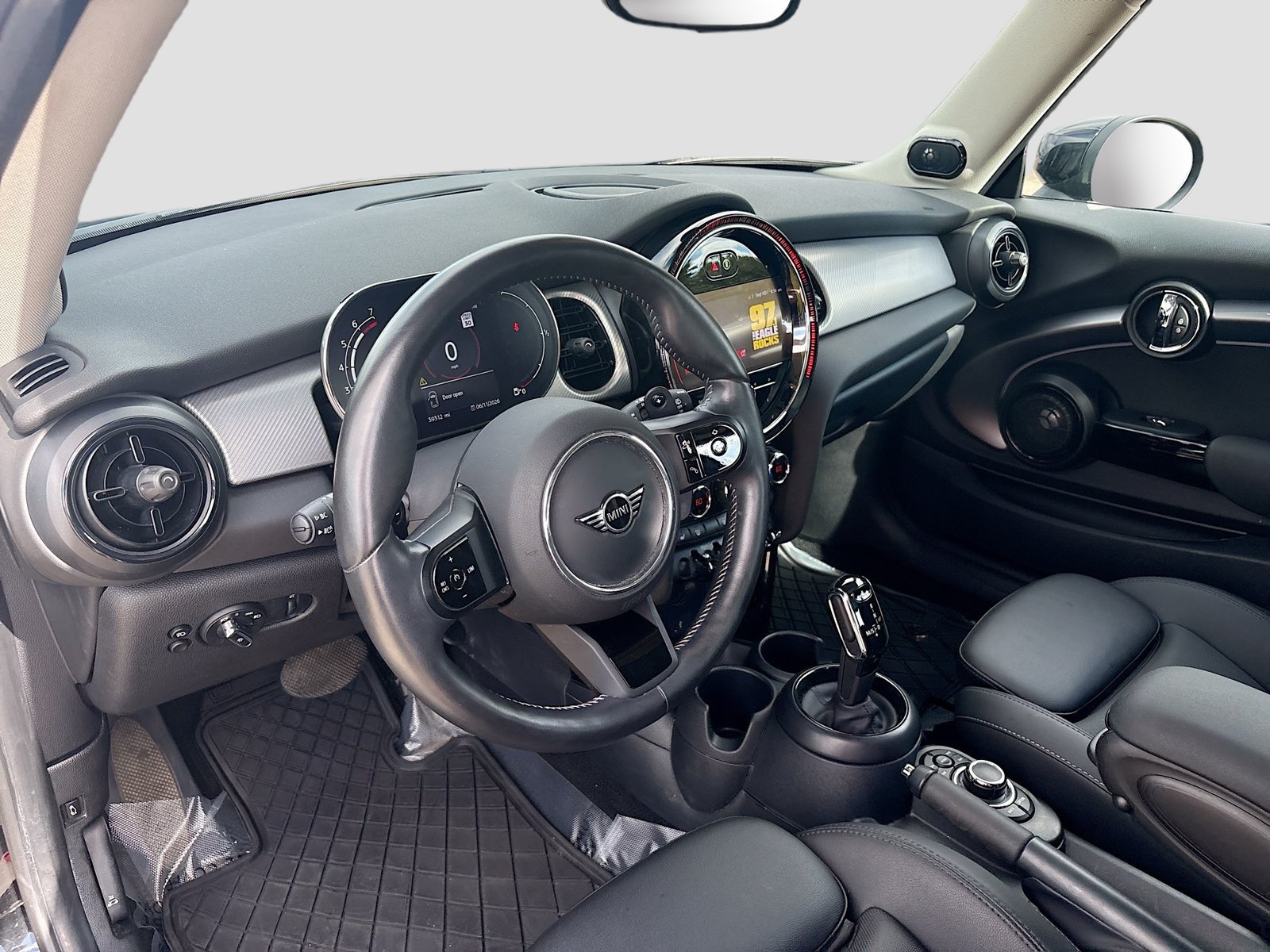 Used 2024 MINI Cooper S FWD image 9