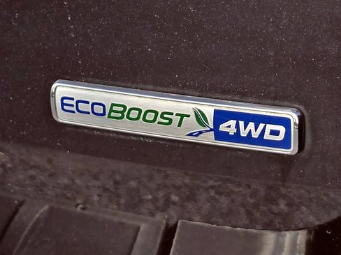 Used 2020 Ford Explorer XLT w/ Equipment Group 202A AWD/4WD image 7