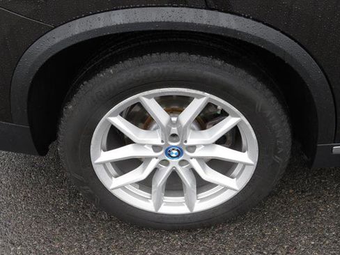 Used 2022 BMW X5 xDrive45e image 11
