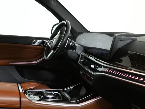 Used 2024 BMW X5 xDrive40i w/ M Sport Package image 31