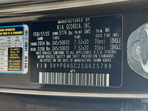 Used 2025 Kia Telluride S FWD image 12