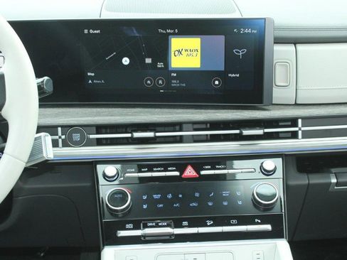 Used 2026 Hyundai Santa Fe Limited image 16