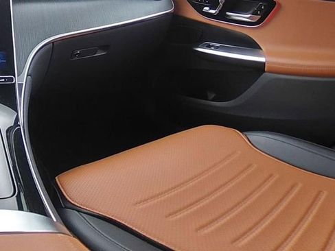 Used 2023 Mercedes-Benz GLC 300 image 23
