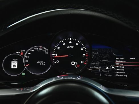 Used 2022 Porsche Cayenne GTS image 43