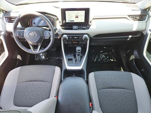 Used 2025 Toyota RAV4 XLE w/ Convenience Package FWD image 24