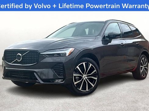 Used 2025 Volvo XC60 B5 Plus AWD/4WD image 15