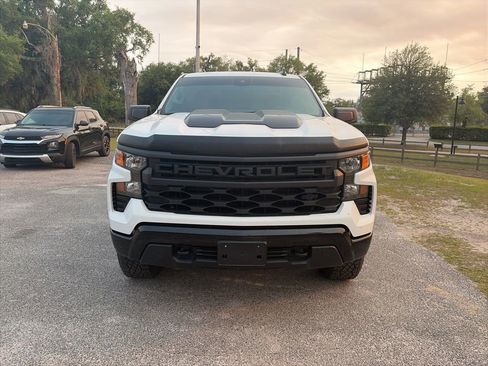 Used 2025 Chevrolet Silverado 1500 Custom Trail Boss w/ Dark Appearance Package image 3