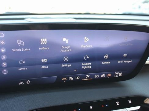 Used 2025 Buick Enclave Sport Touring image 9