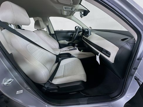 Used 2023 Honda HR-V LX image 28
