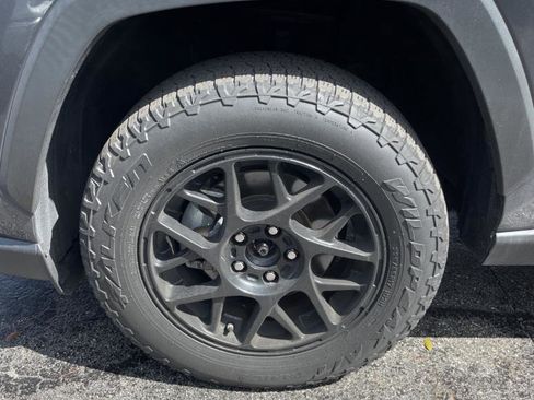 Used 2023 Toyota RAV4 LE image 8