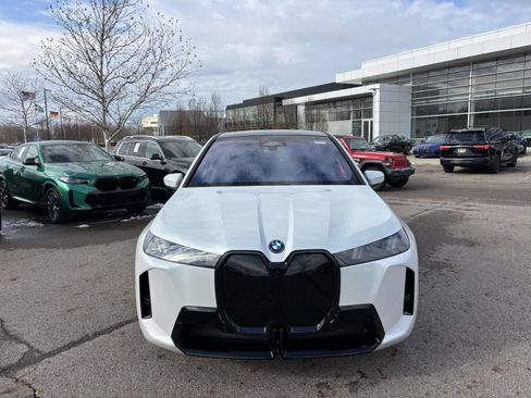 Used 2026 BMW iX xDrive60 w/ M Sport Package AWD/4WD image 2