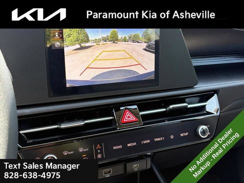 New 2026 Kia Niro LX FWD image 10