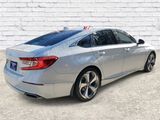Used 2018 Honda Accord Touring image 4