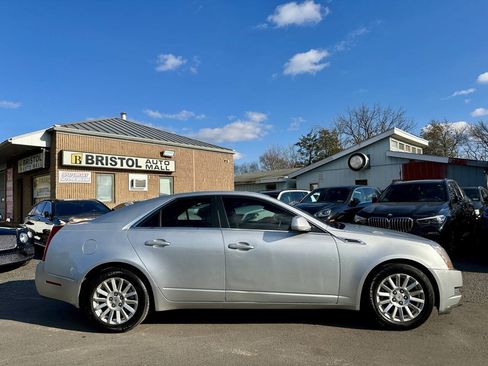Used 2010 Cadillac CTS Sedan RWD image 8