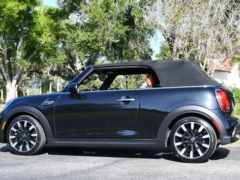 Used 2024 MINI Cooper S w/ Signature Upholstery Package FWD image 4