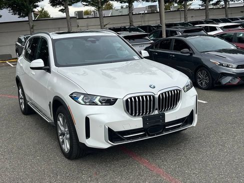 Used 2026 BMW X5 xDrive40i w/ Climate Comfort Package AWD/4WD image 7
