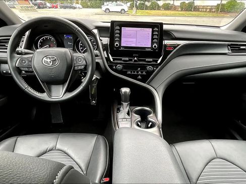 Used 2023 Toyota Camry SE image 21
