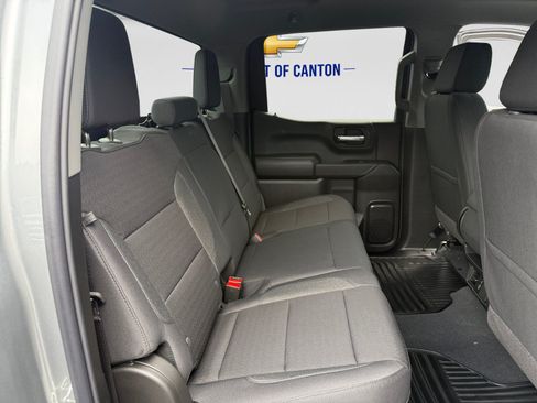 New 2026 Chevrolet Silverado 1500 Custom w/ LPO, Dark Essentials Package AWD/4WD image 15