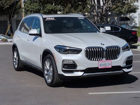 Used 2021 BMW X5 xDrive40i w/ Premium Package 2 image 3