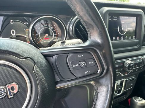 Used 2020 Jeep Wrangler Unlimited Sport AWD/4WD image 39