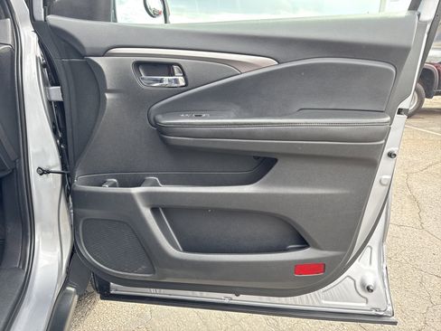 Used 2019 Honda Passport Sport image 26