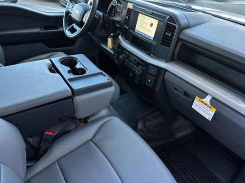 New 2026 Ford F250 XL w/ XL Chrome Package image 14