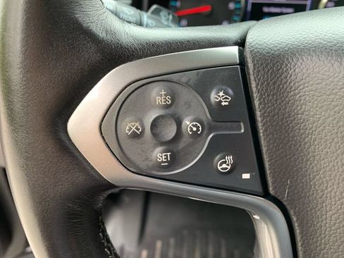 Used 2018 Chevrolet Suburban Premier AWD/4WD image 22
