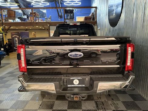Used 2023 Ford F350 Lariat w/ Lariat Ultimate Package image 6